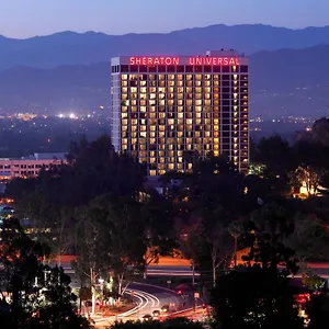 4* מלון Sheraton Universal
